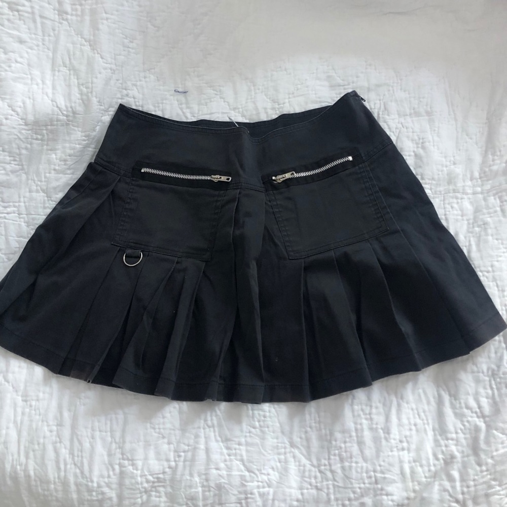 Black skirt
